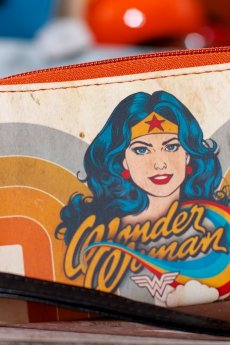 Wonder Woman Wristlet by BIOWORLD