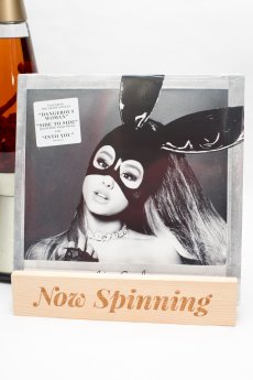 Ariana Grande - Dangerous Woman Vinyl