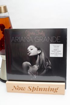 Ariana Grande - Yours Truly Vinyl